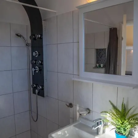 Apartament Botzoris Sidárion